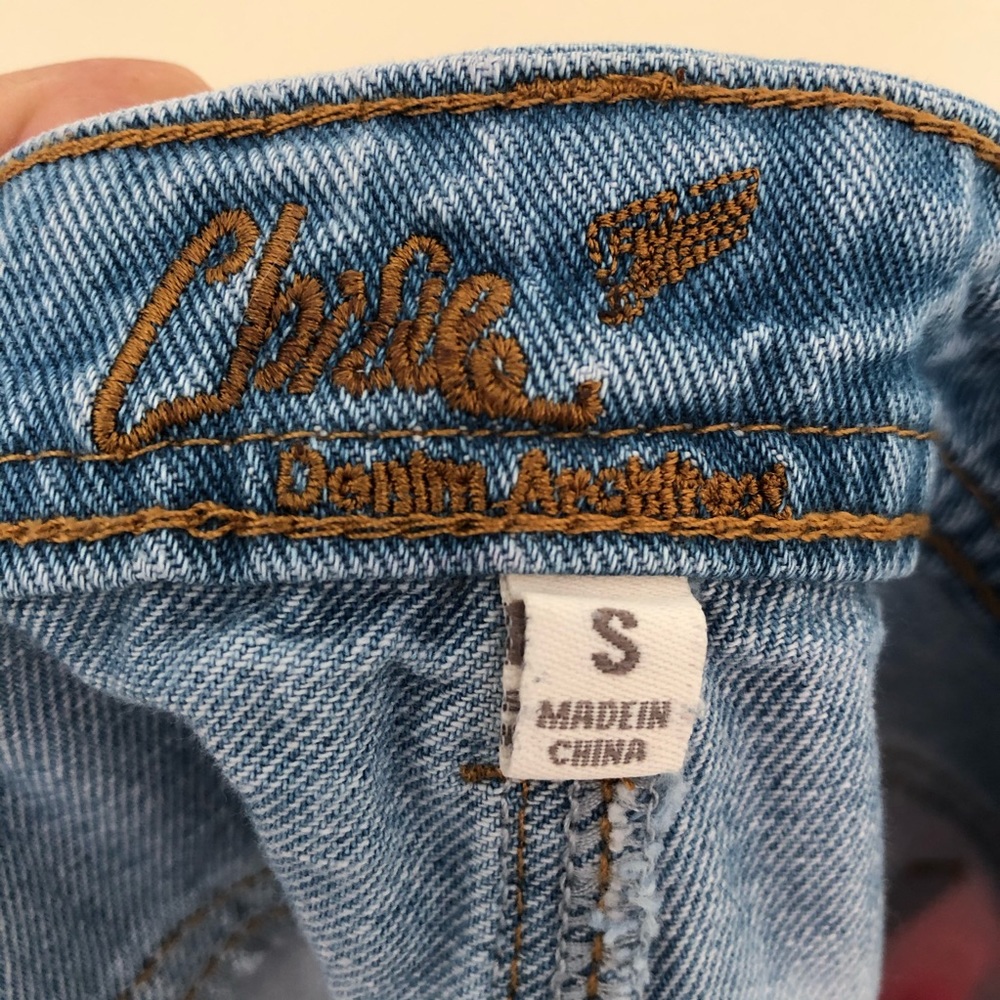 Shorts - Picture 3 of 3